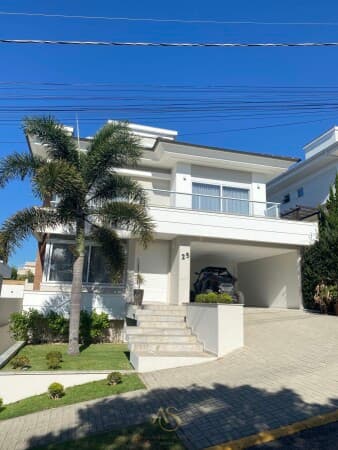 Casa de Condomínio em Palhoça - Pedra Branca