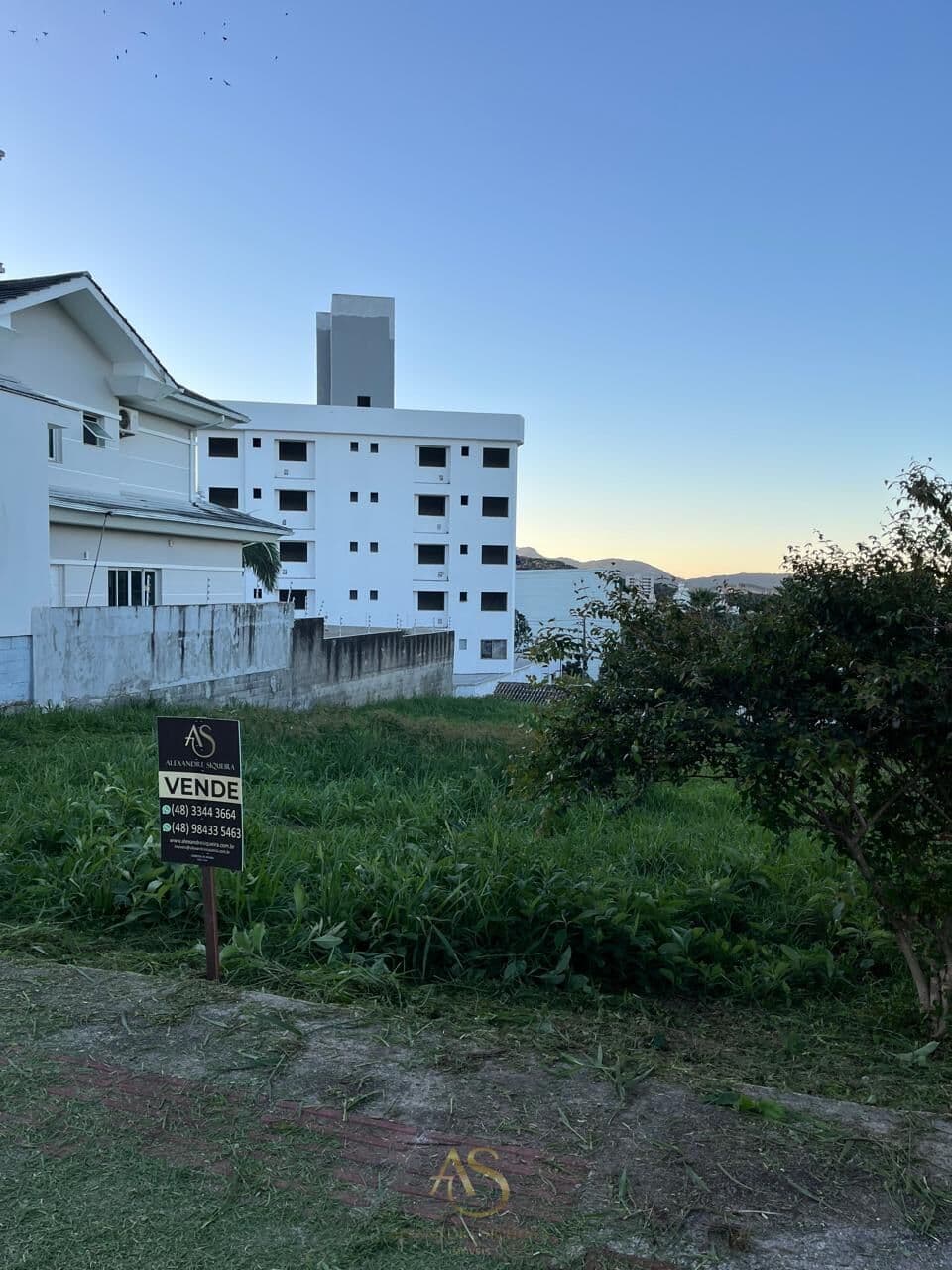 Terreno bem localizado