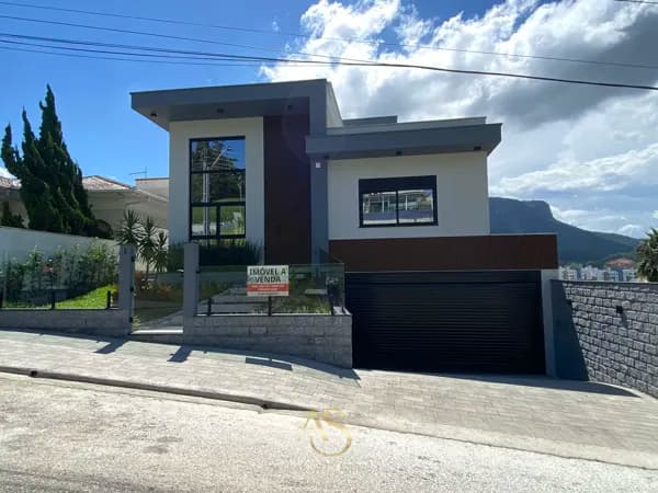 Casa em Palhoça - Pedra Branca
