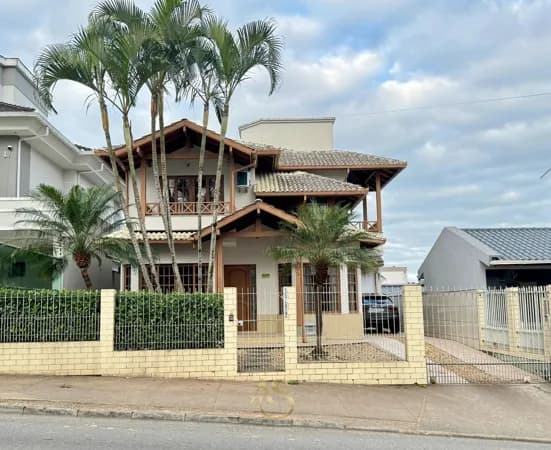Casa em Palhoça - Pedra Branca