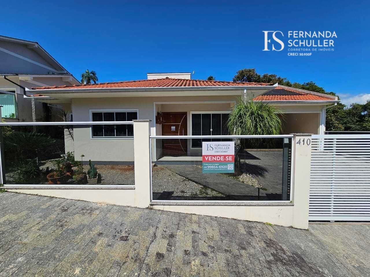 Casa em Antônio Carlos - Centro