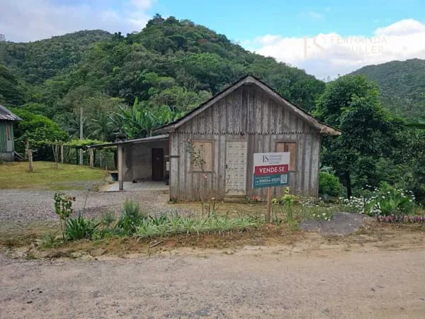 Fazenda/Sítios/Chácaras em Antônio Carlos - VILA DOZE