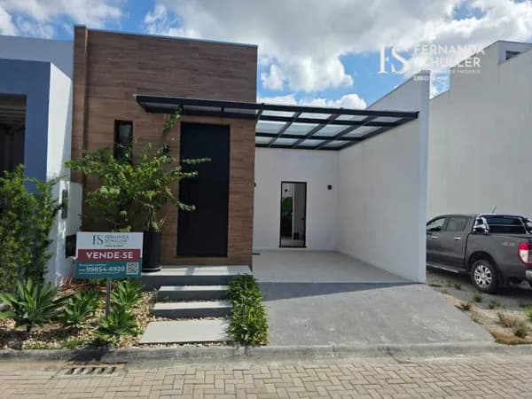 Casa em Biguaçu - Beira Rio