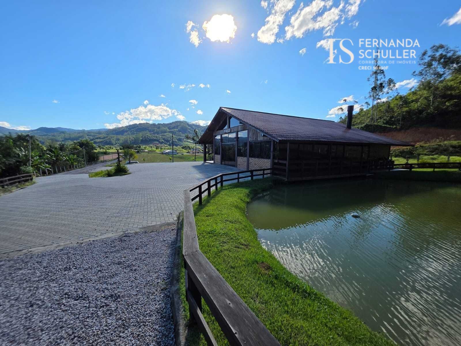 Fazenda/Sítios/Chácaras em Antônio Carlos - SANTA BARBARA