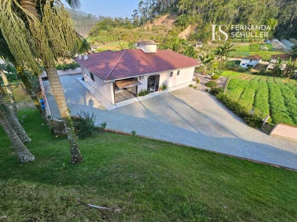 Fazenda/Sítios/Chácaras em Antônio Carlos - VILA DOZE