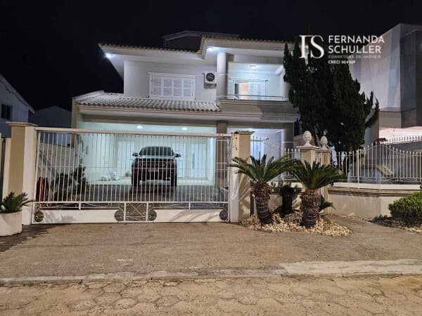Casa em Palhoça - Centro