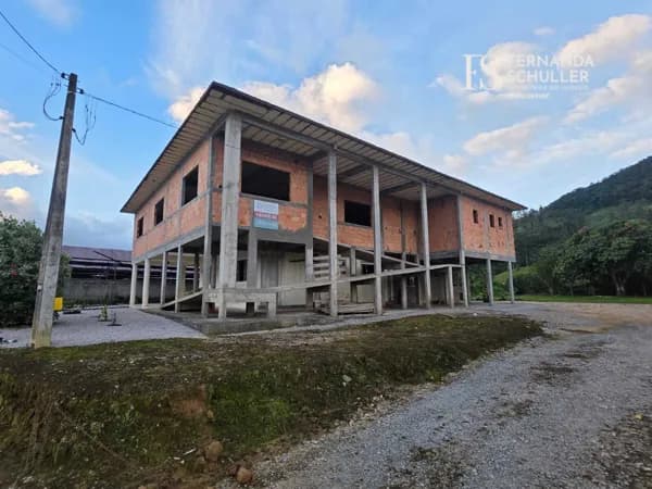 Casa em Antônio Carlos - SANTA BARBARA