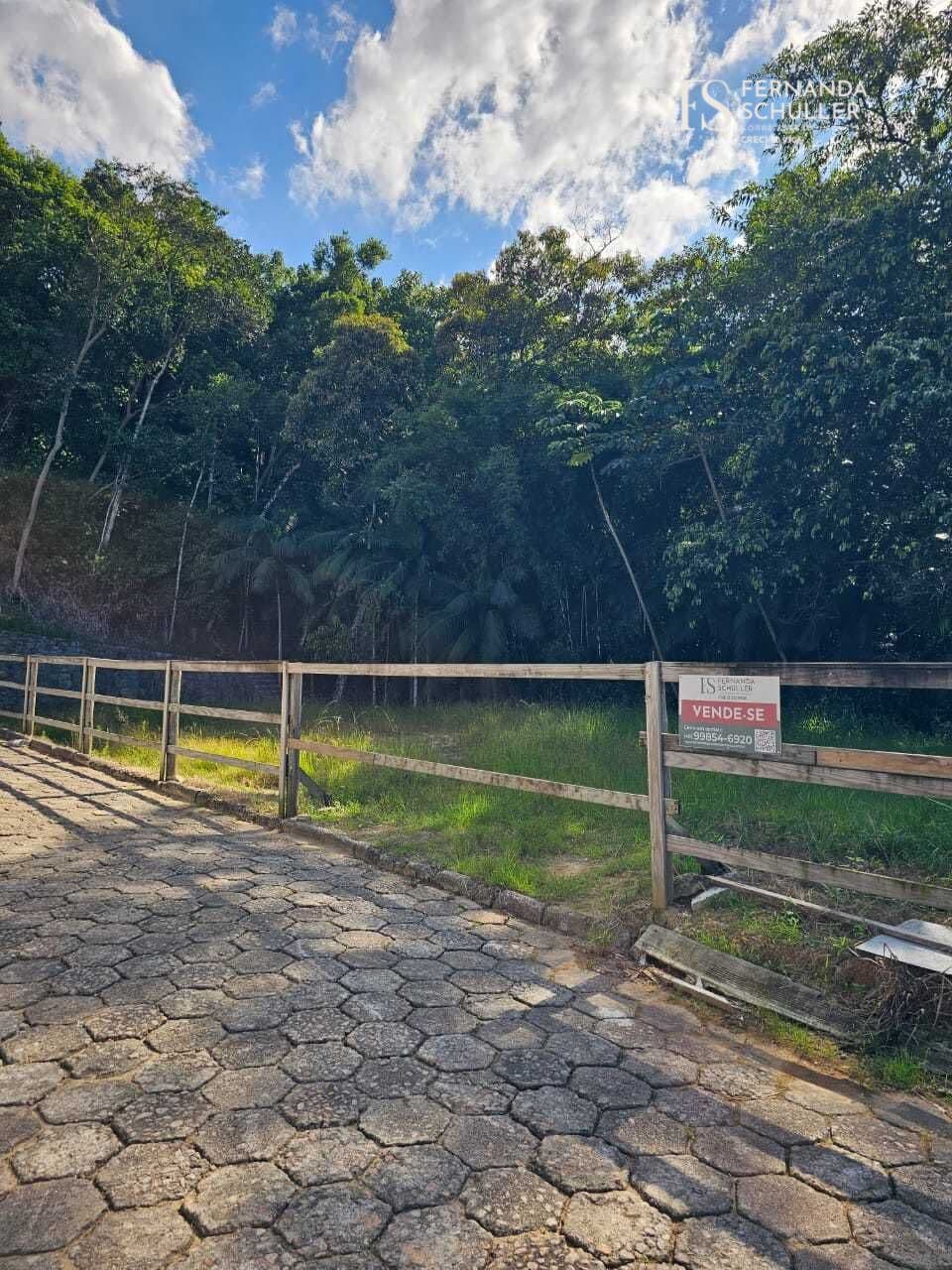 Lote/Terreno em Antônio Carlos - Centro