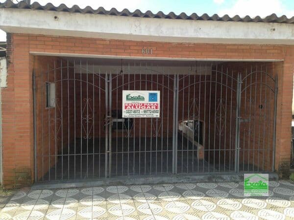 Casa Padrão para Venda e Aluguel em Vila Hortência Sorocaba-SP